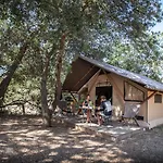 Camping Huttopia Forêt De Janas La Seyne-sur-Mer