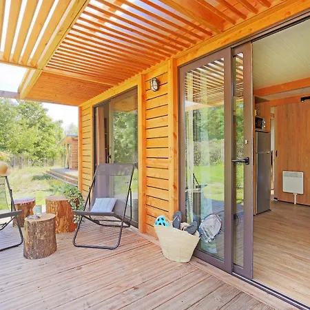 Huttopia Foret De Janas Кемпинг