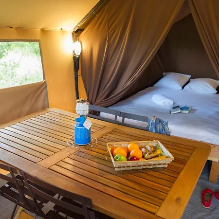 Huttopia Foret De Janas