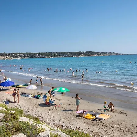 Campsite Huttopia Foret De Janas La Seyne-sur-Mer