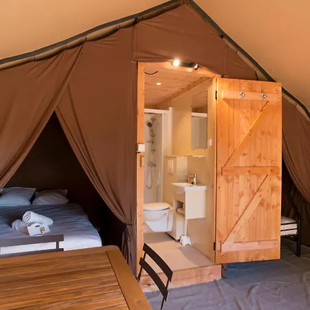 Huttopia Foret De Janas 4* Ла-Сейн-сюр-Мер
