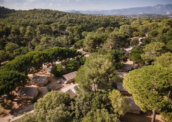 Camping Huttopia Foret De Janas La Seyne-sur-Mer